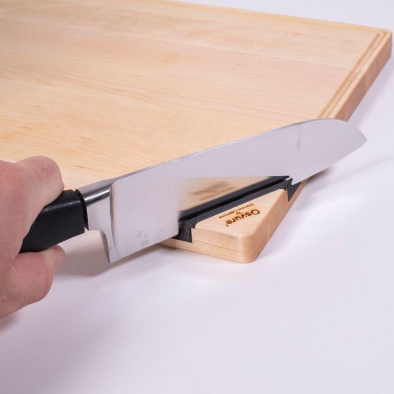 knife sharpening in action